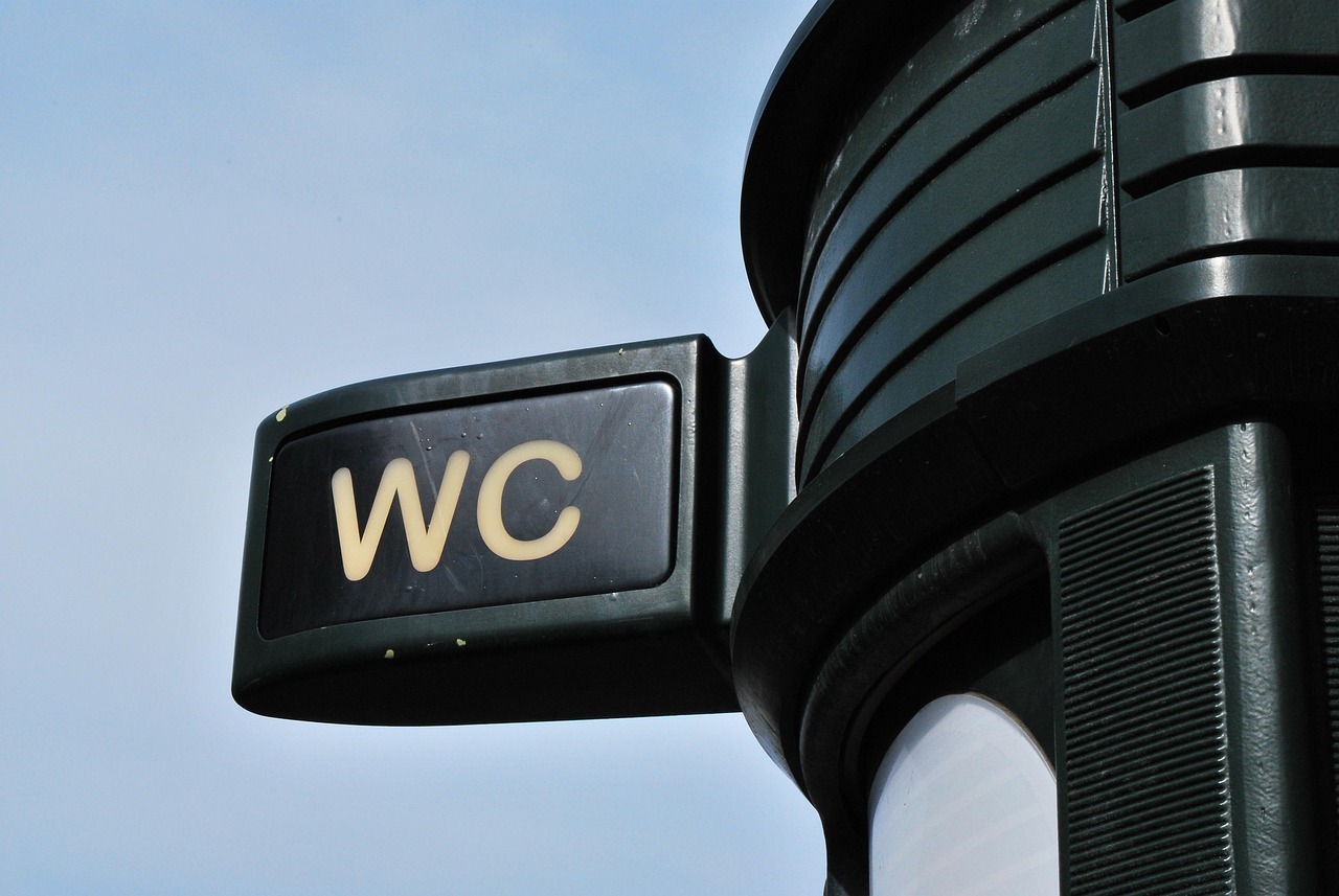 A close-up of a sign

AI-generated content may be incorrect.