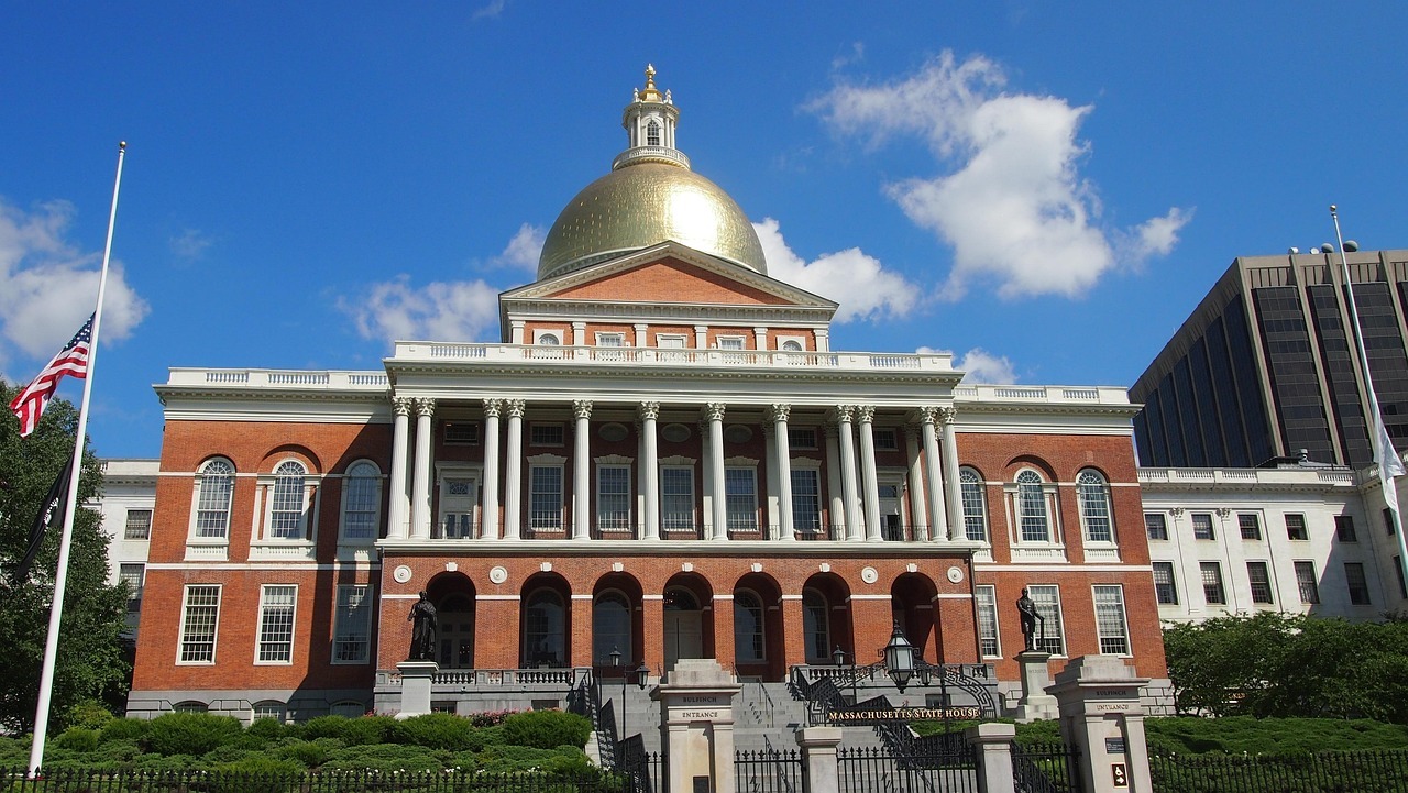 Massachusetts State House with a gold dome

AI-generated content may be incorrect.